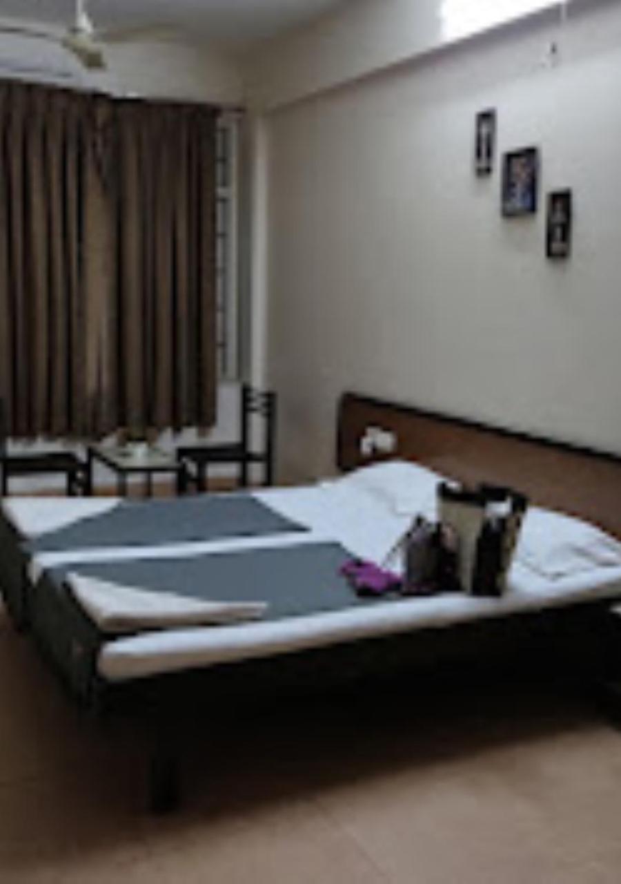 Hotel Durvankur Ganpatipule Εξωτερικό φωτογραφία