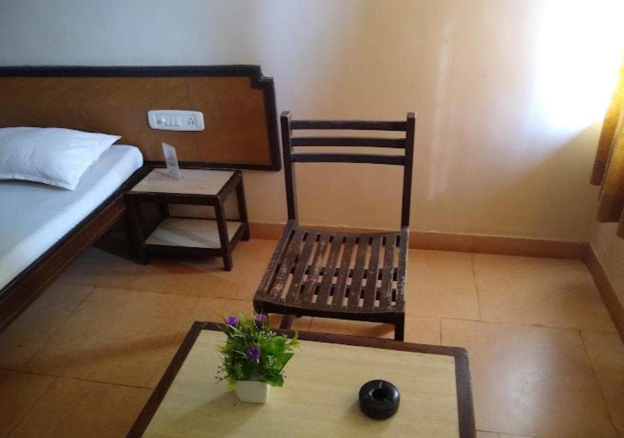 Hotel Durvankur Ganpatipule Εξωτερικό φωτογραφία
