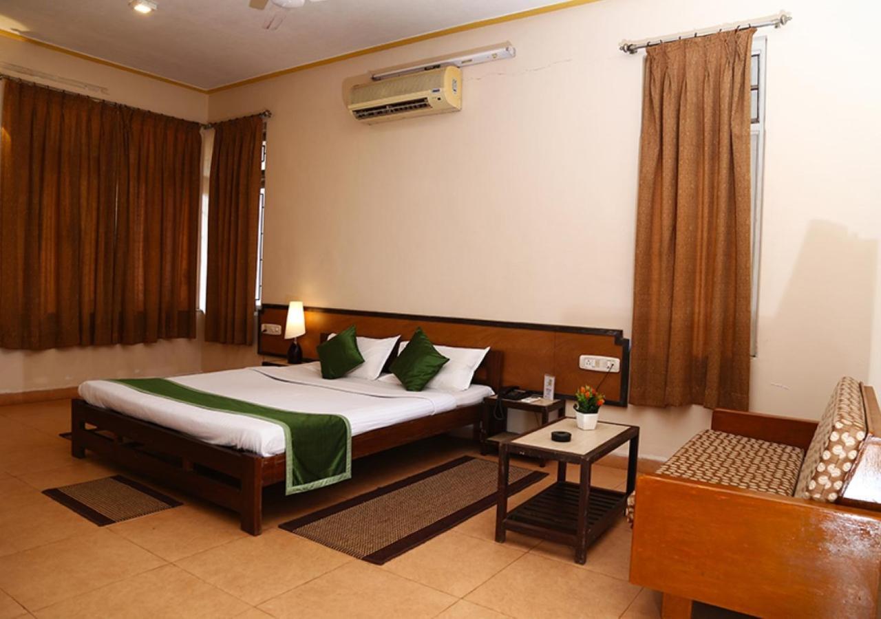 Hotel Durvankur Ganpatipule Εξωτερικό φωτογραφία