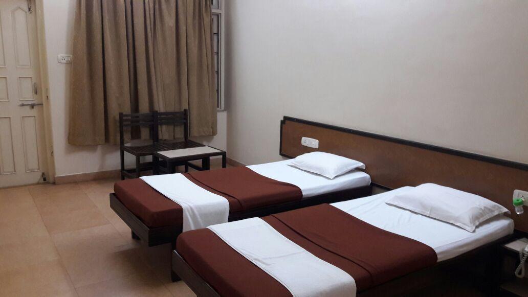 Hotel Durvankur Ganpatipule Εξωτερικό φωτογραφία