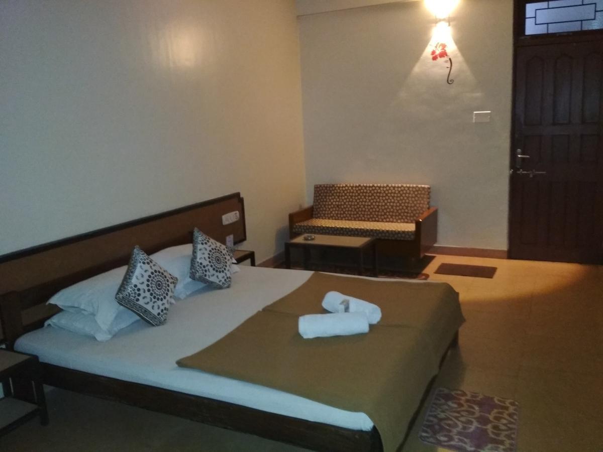 Hotel Durvankur Ganpatipule Εξωτερικό φωτογραφία